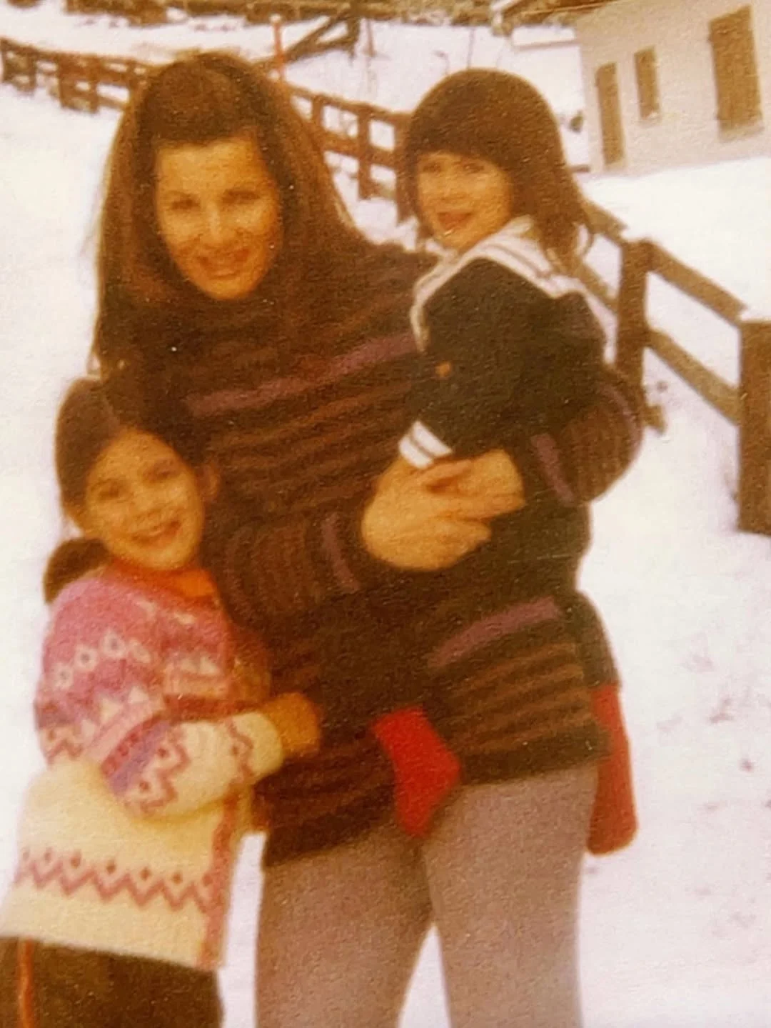 Sandra Bullock Celebrates Mother’s Day with Family Tribute and Heartfelt Reflection
