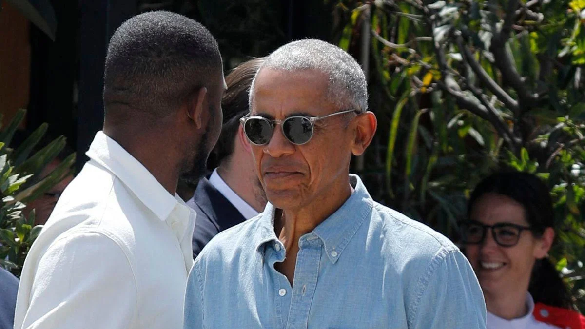 Image of Barack Obama publicly embraced 'Brat summer.'