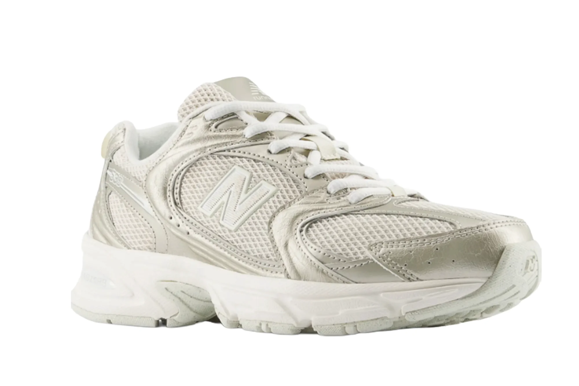 A single silver New Balance 530 sneaker with white laces and sole.